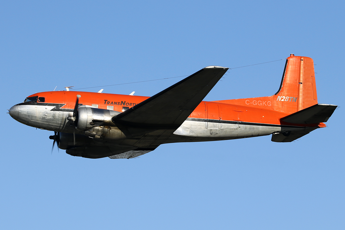 Douglas R4D-8